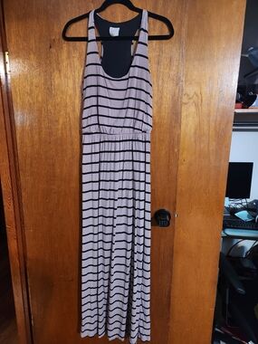 Striped Sleeveless Maxi Dress - Tan/Black